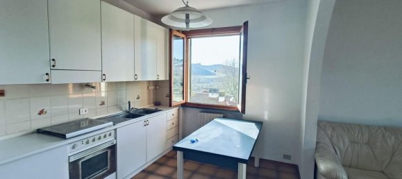 3 rooms Apartment in Gambassi Terme, Italy No. 85652 5