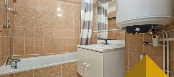 1 bedroom Apartment in Maisons-Alfort, France No. 176861 6