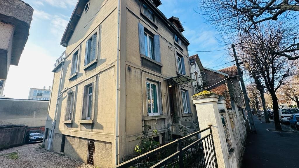 Apartamento T1 em Le Bourget, France N.º 182794