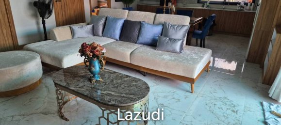 5 bedrooms Villa in Bang Lamung, Thailand No. 24160 7