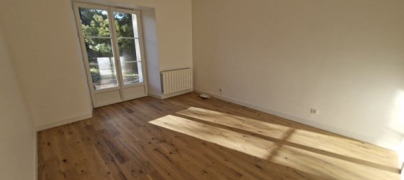 5 bedrooms House in Goussainville, France No. 154699 8