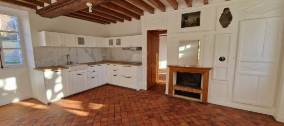 5 bedrooms House in Goussainville, France No. 154699 5