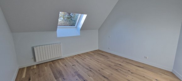 5 bedrooms House in Goussainville, France No. 154699 21