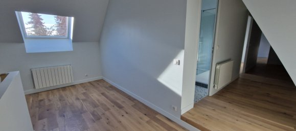 5 bedrooms House in Goussainville, France No. 154699 15