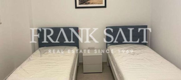 1 chambre Penthouse à Pieta, Malta No. 7244 6