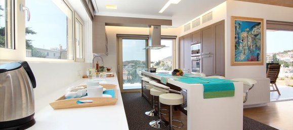 9 bedrooms Villa in Anavyssos, Greece No. 6671 5