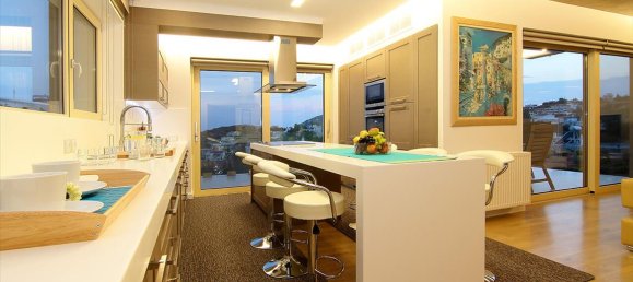 9 bedrooms Villa in Anavyssos, Greece No. 6671 18