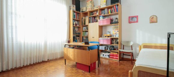 4 bedrooms Apartment in Genoa, Italy No. 329848 7