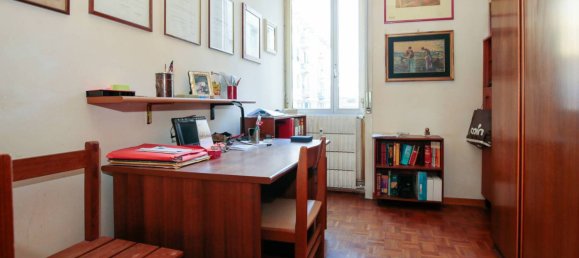 4 bedrooms Apartment in Genoa, Italy No. 329848 17