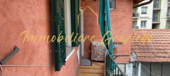 Квартира с 2 комнатами в Вентимилья, Италия № 11684 11