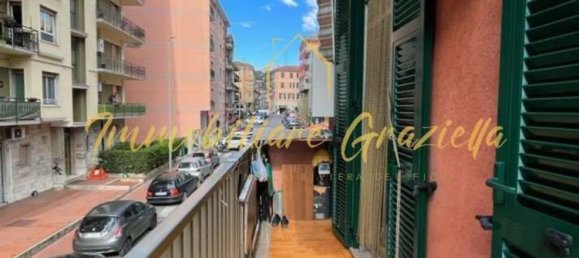 Квартира с 2 комнатами в Вентимилья, Италия № 11684 4