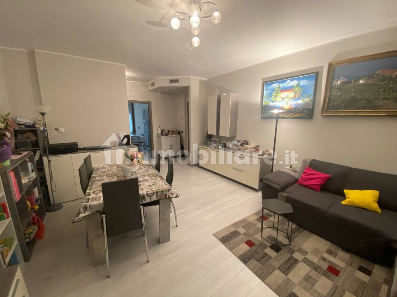 Apartamento T2 em Busto Arsizio, Italy N.º 354474