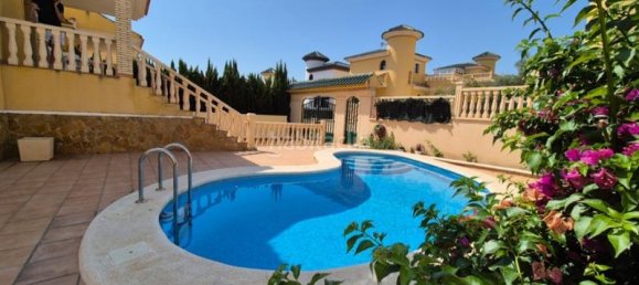 3 Schlafzimmer Haus in Alicante, Spain, Nr. 136043 5