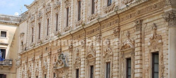 Apartamento de 5 dormitorios en Lecce, Italy No. 302441 10