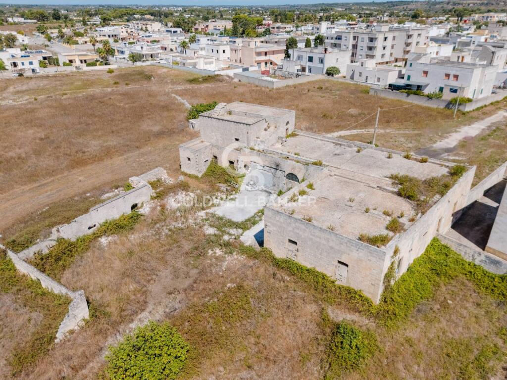 Casa T5 em Poggiardo, Italy N.º 373674