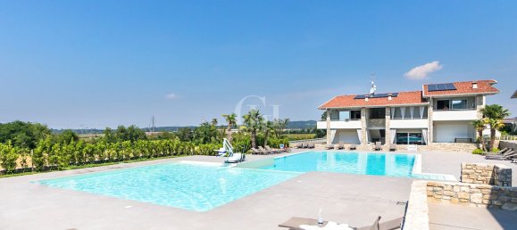 3غرفة شقة في Desenzano del Garda, Italy رقم 307613 23