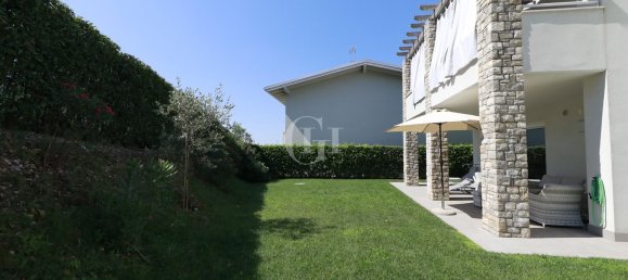 3غرفة شقة في Desenzano del Garda, Italy رقم 307613 21