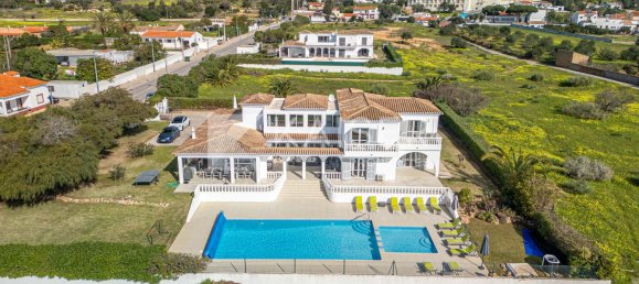 6 bedrooms Villa in Albufeira, Portugal No. 110438 2