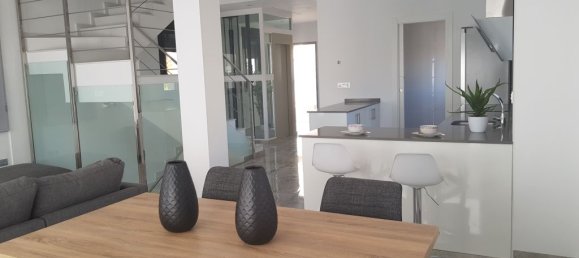 Villa T4 em Villamartin, Spain N.º 8654 13