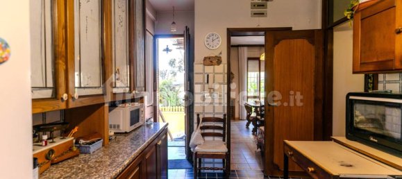 6 غرف نوم فيلا في Fiumicino, Italy رقم 371260 25