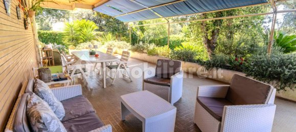 6 غرف نوم فيلا في Fiumicino, Italy رقم 371260 10