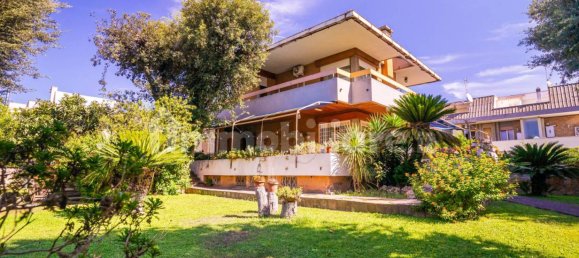 6 غرف نوم فيلا في Fiumicino, Italy رقم 371260 4