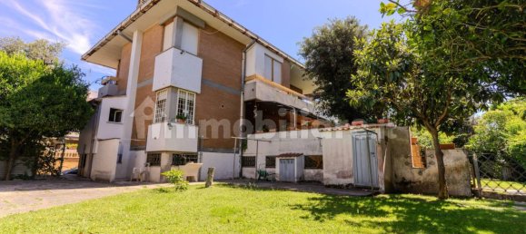 6 غرف نوم فيلا في Fiumicino, Italy رقم 371260 7