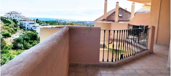 3 bedrooms Apartment in Marbella, Spain No. 93065 8