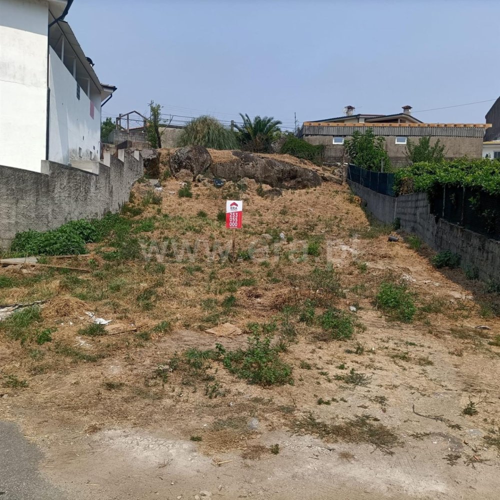  Land in Guimaraes, Portugal No. 263224