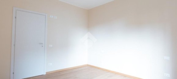 2 غرف نوم شقة في Bergamo, Italy رقم 218900 41