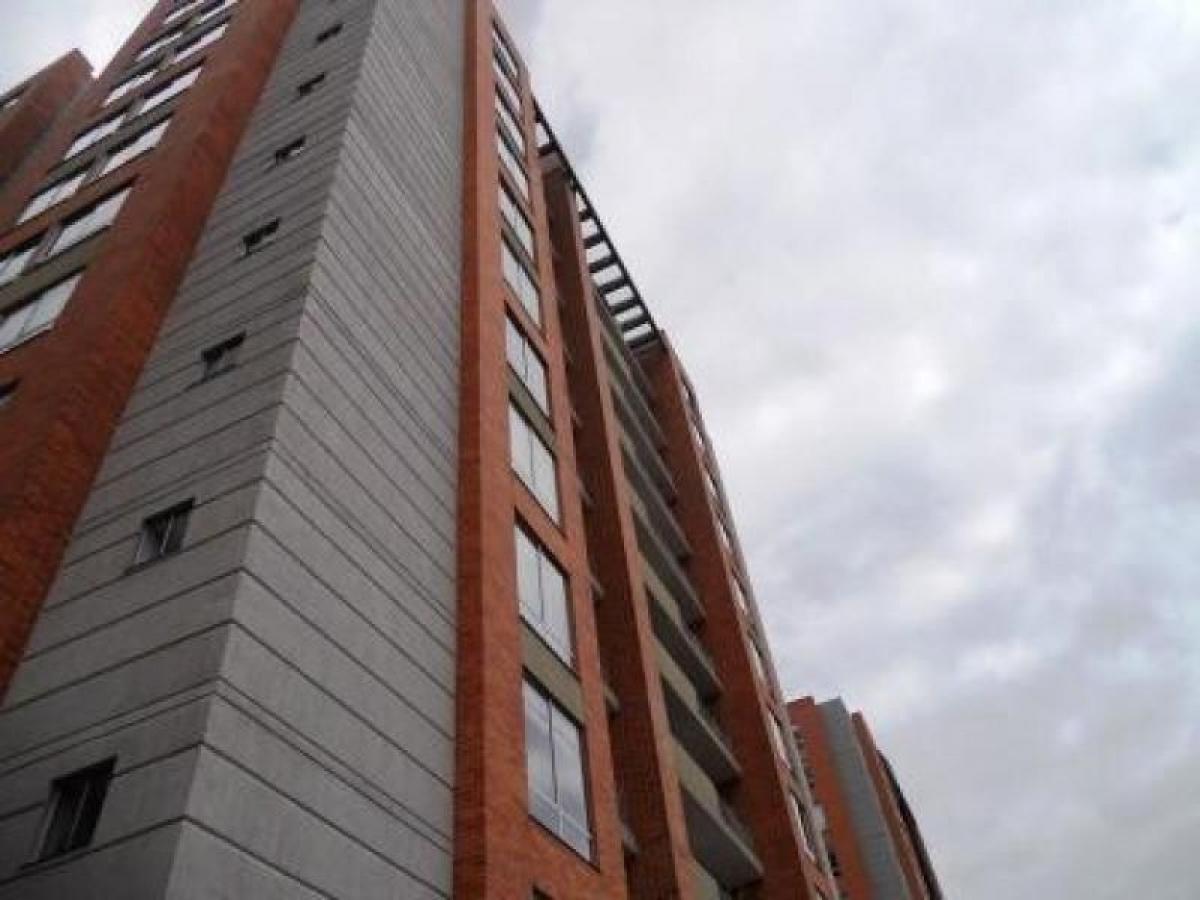 Дом с 3 спальнями в Богота, Колумбия № 13163