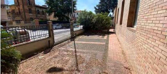 6-Zimmer Wohnung in San Giovanni Valdarno, Italy, Nr. 200030 6