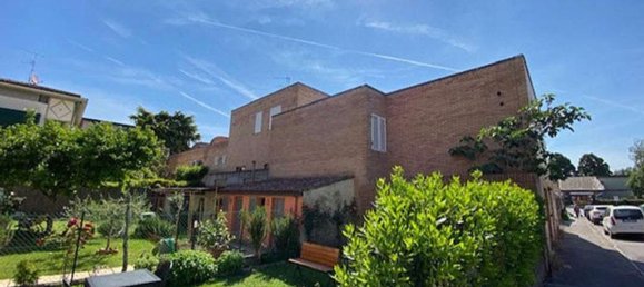 6-Zimmer Wohnung in San Giovanni Valdarno, Italy, Nr. 200030 9