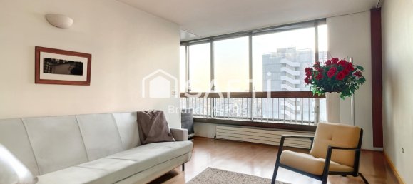 2 bedrooms Apartment in Paris, France No. 344786 4