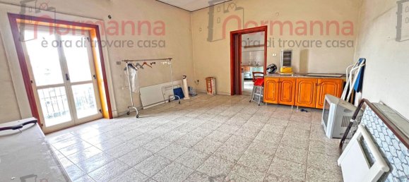 3 rooms Apartment in Aversa, Italy No. 71776 4