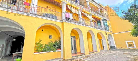 3 rooms Apartment in Aversa, Italy No. 71776 2