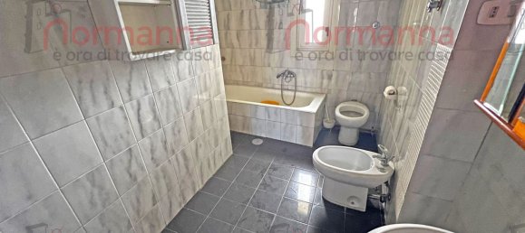 3 rooms Apartment in Aversa, Italy No. 71776 18