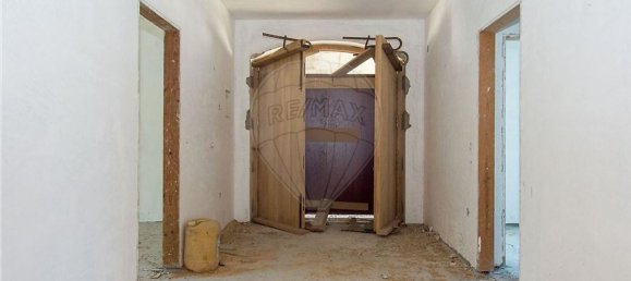 4 bedrooms House in Juncal, Portugal No. 26395 34