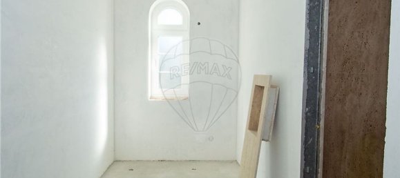 4 bedrooms House in Juncal, Portugal No. 26395 10