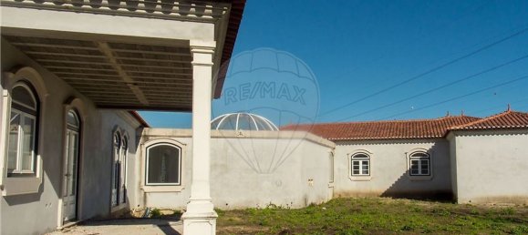 4 bedrooms House in Juncal, Portugal No. 26395 29