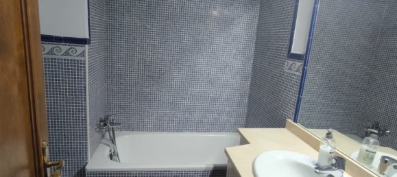 4 bedrooms Townhouse in Casares, Spain No. 39326 6