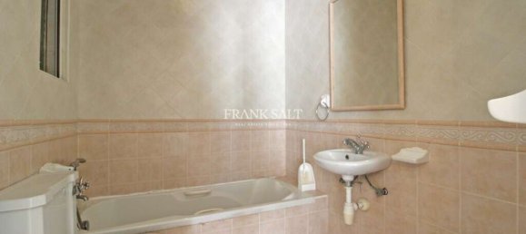 4 Schlafzimmer Haus in Swieqi, Malta, Nr. 4505 3