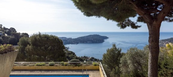 5 bedrooms Villa in Villefranche-sur-Mer, France No. 397997 9