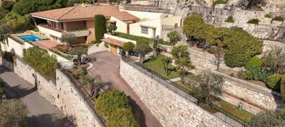 5 bedrooms Villa in Villefranche-sur-Mer, France No. 397997 2