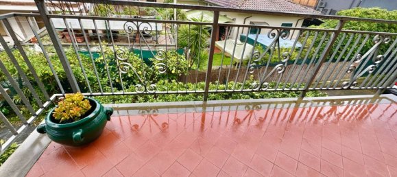 3 bedrooms House in Massa, Italy No. 172202 16