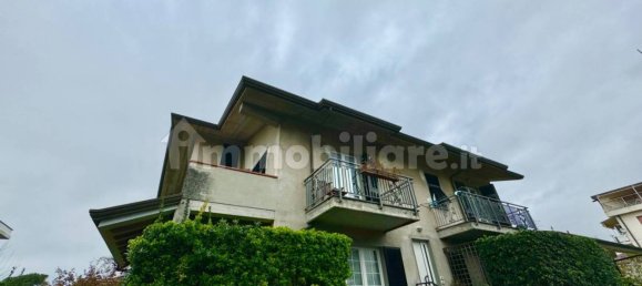 3 bedrooms House in Massa, Italy No. 172202 4