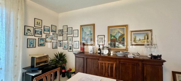 3 bedrooms House in Massa, Italy No. 172202 25