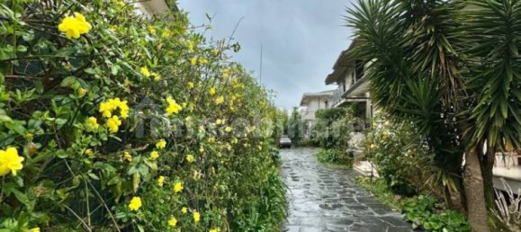 3 bedrooms House in Massa, Italy No. 172202 20