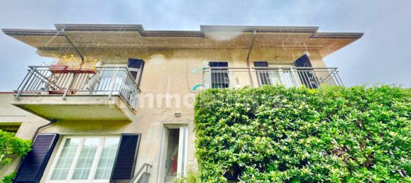 3 bedrooms House in Massa, Italy No. 172202 5