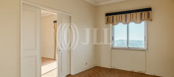 4 bedrooms Apartment in Lisbon, Portugal No. 118836 7